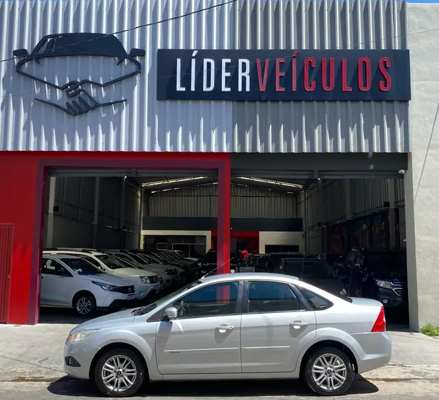 Carro Ford Focus Sedan 2012 GLX 2.0 16V (Flex)