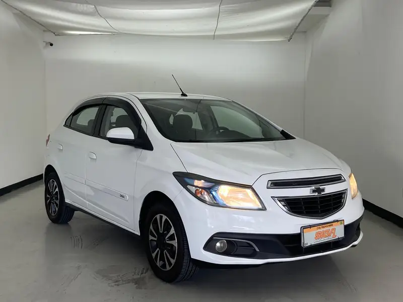 Chevrolet Onix HATCH LTZ 1.4 8V FlexPower 5p Mec.
