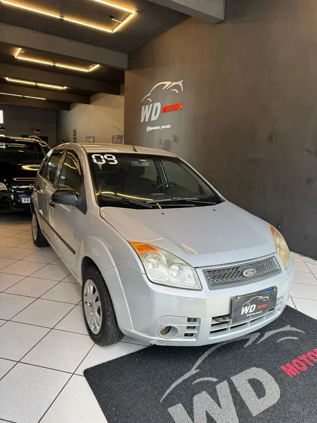 Carro Ford Fiesta Hatch 2009 1.0 (Flex)