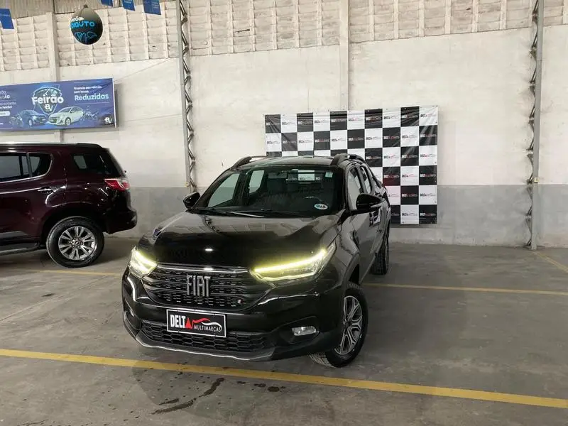 Fiat Strada Volcano 1.3 CD (Flex)