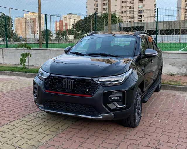 Carro Fiat Strada 2025 Ultra 1.0 Turbo