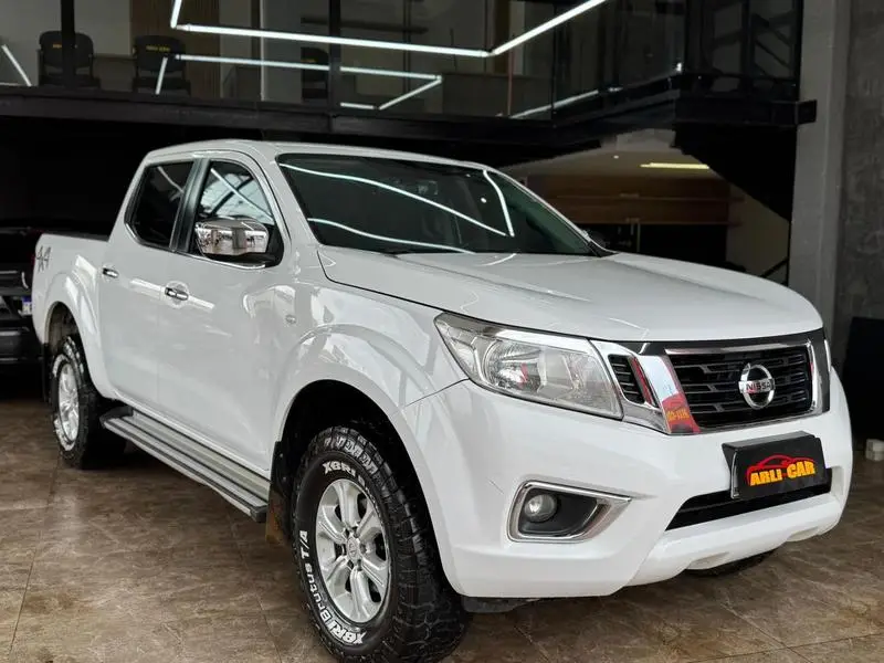 Nissan Frontier 2.3 TD CD S 4x4