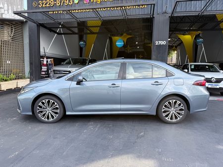 Corolla Altis Premium Hybrid 1.8