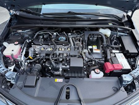 Corolla Altis Premium Hybrid 1.8