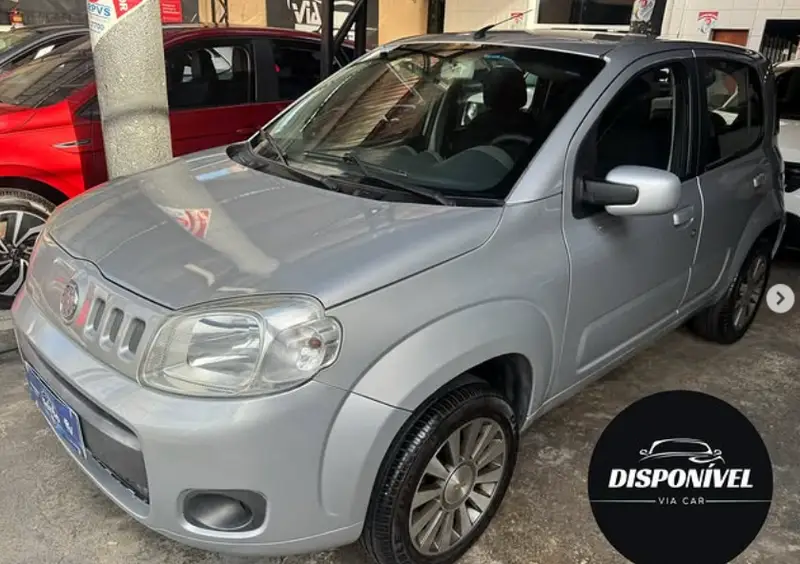 Fiat Uno Vivace Celeb. 1.0 8V (Flex) 2p