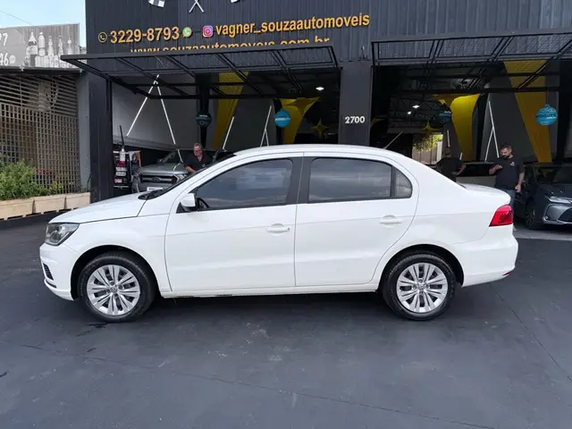 Carro Volkswagen Voyage 2022 1.6 MSI (Aut) (Flex)