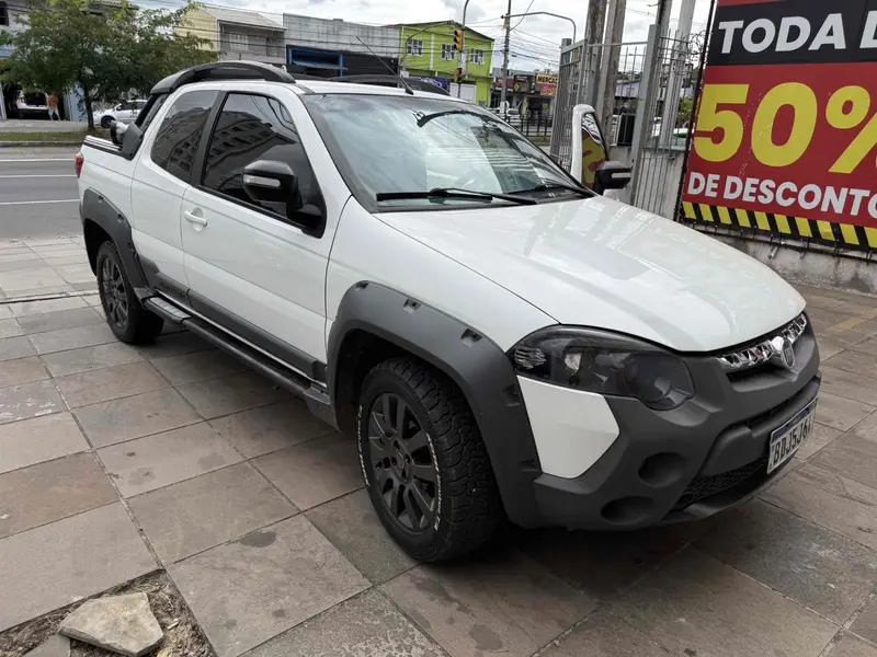 Fiat Strada Adventure 1.8 16V (Flex) (Cabine Dupla)
