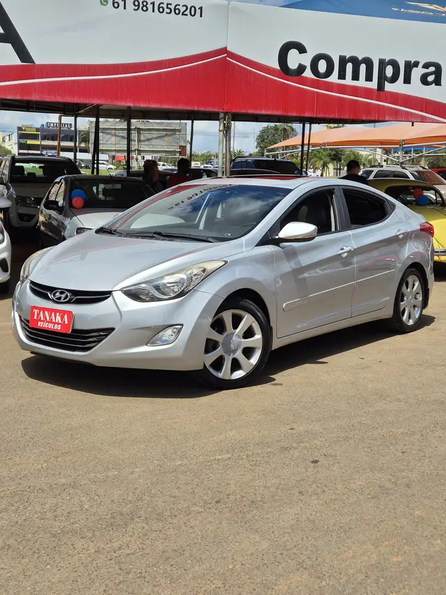 Carro Hyundai Elantra 2013 Sedan 1.8 GLS (aut)
