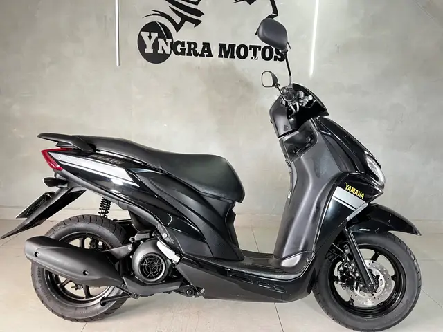 Carro Yamaha Fluo 2023 ABS