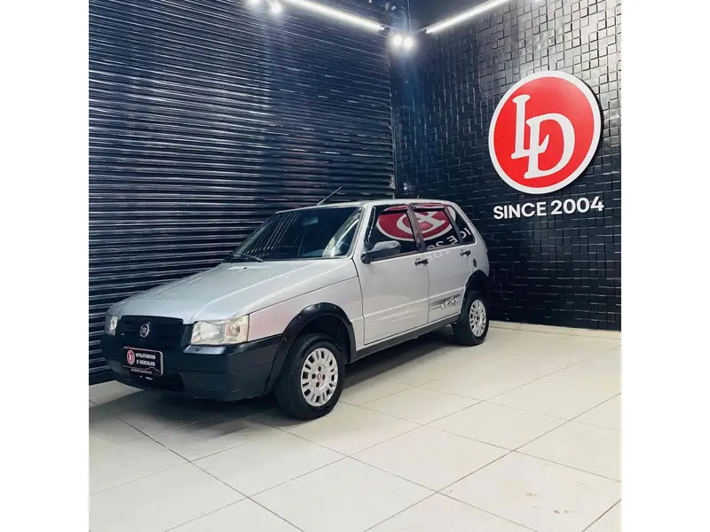 Fiat Uno Mille Fire 1.0 (Flex) 4P