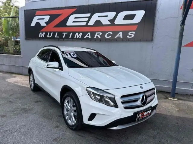 Mercedes-Benz GLA 200 GLA 200 1.6 Advance