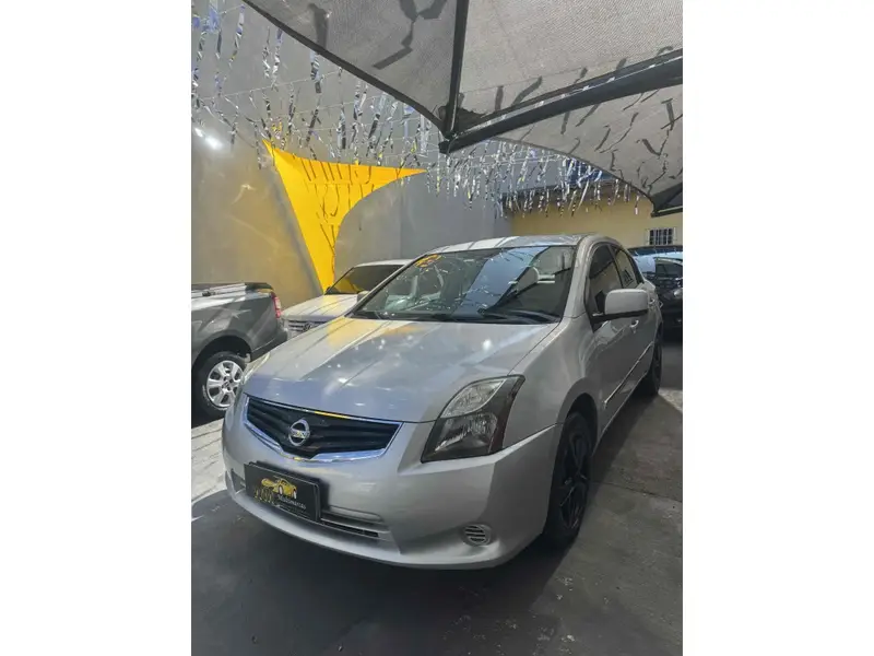 Nissan Sentra 2.0 16V (flex)