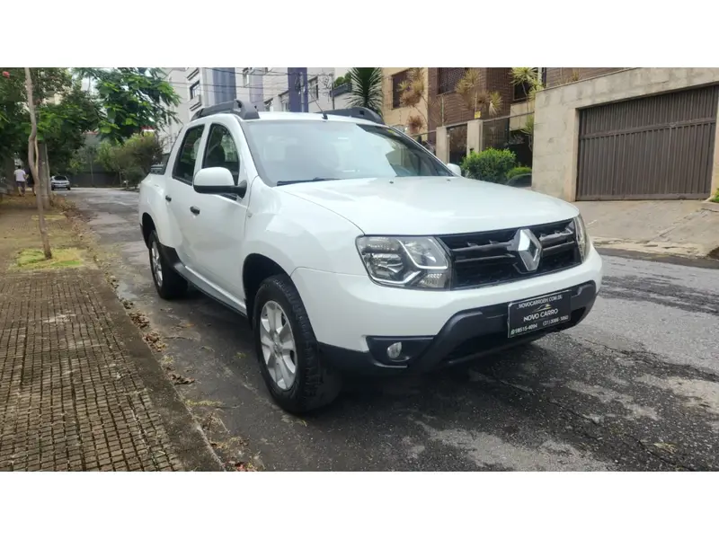 Renault Duster Oroch 1.6 16V SCe Express (Flex)