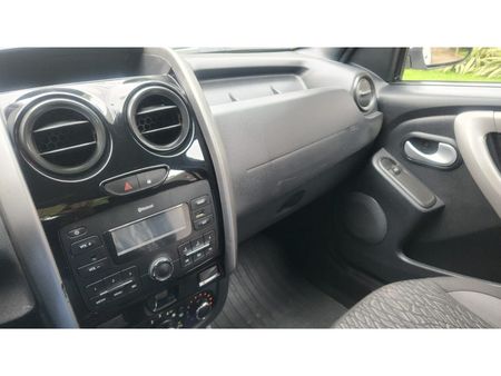 DusterOroch 1.6 16V SCe Express (Flex)