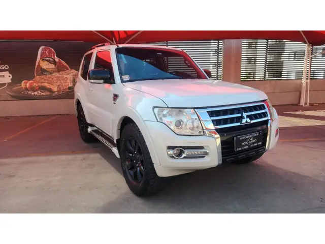 Carro Mitsubishi Pajero Full 2011 3.2 DI-D 5D HPE 4WD