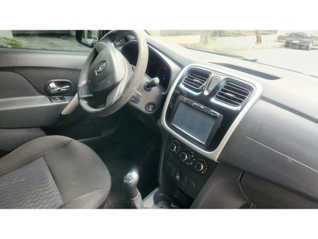 Sandero Expression 1.0 12V SCe (Flex)