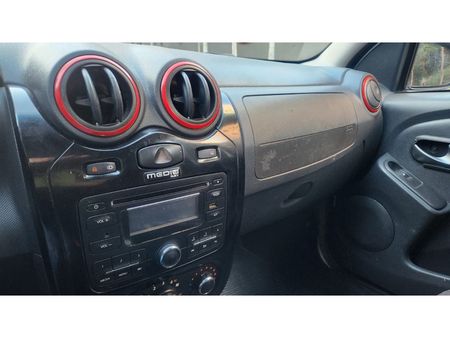 SanderoStepway 1.6 8V (flex)