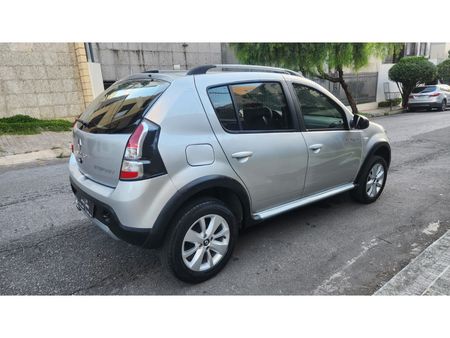 SanderoStepway 1.6 8V (flex)