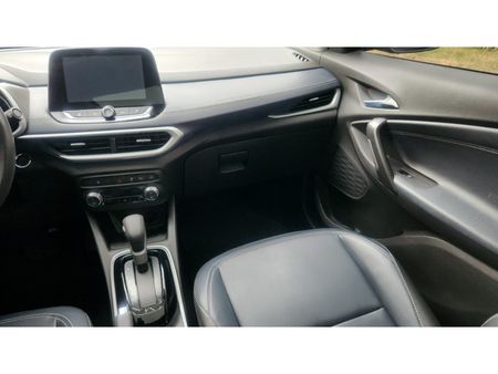 Tracker Premier 1.2 Turbo (Aut) (Flex)