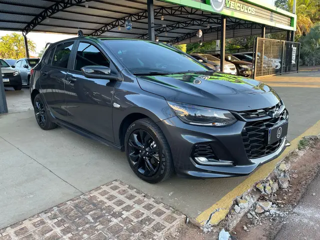 Carro Chevrolet Onix 2024 RS 1.0 Turbo (Aut.)