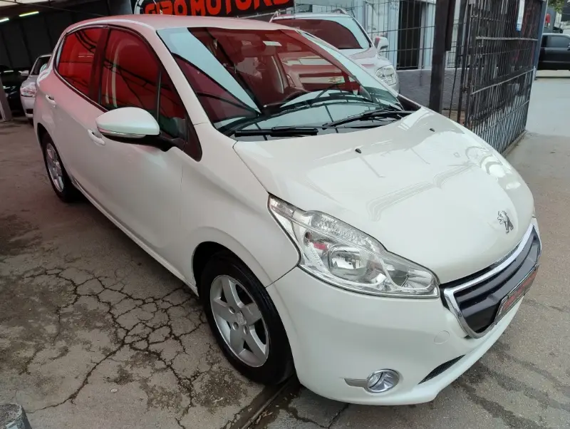 Peugeot 208 Active Pack 1.5 8V (Flex)
