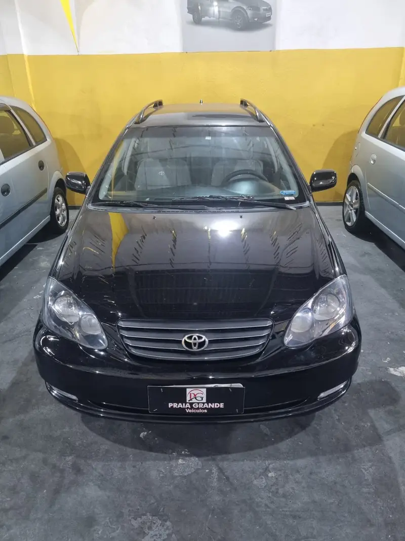 Toyota Corolla Fielder 1.8 16V (aut)