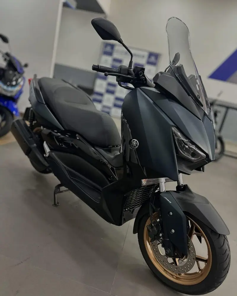 Yamaha XMax ABS