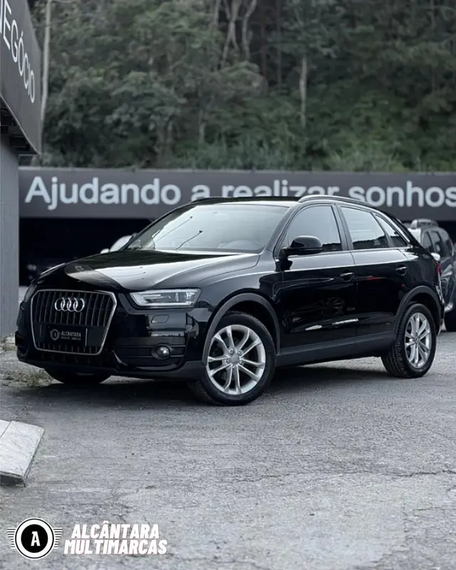 Carro Audi Q3 2013 2.0 TFSI Ambiente S Tronic Quattro