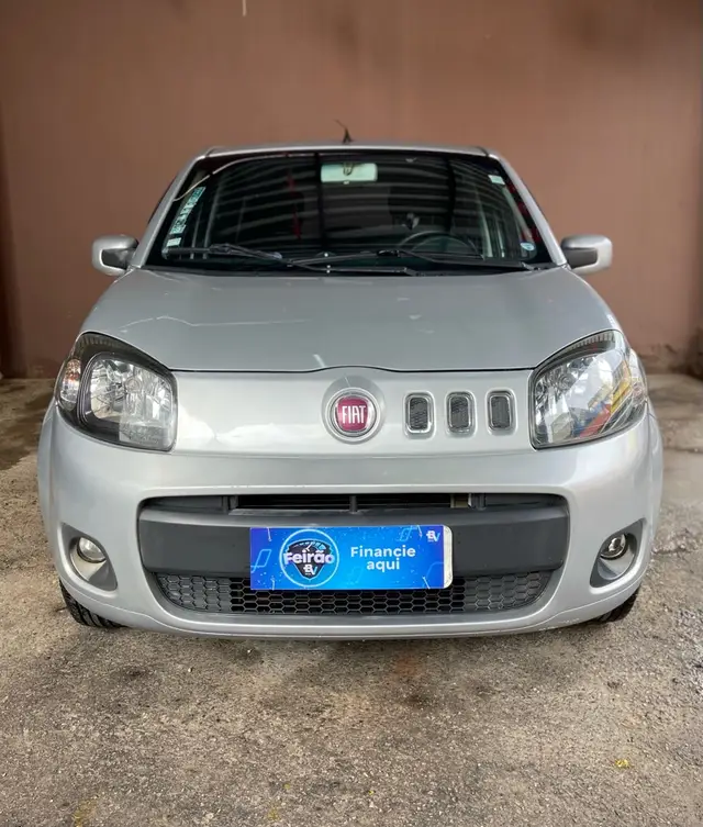 Carro Fiat Uno 2014 Vivace College 1.0 8V (Flex) 4p