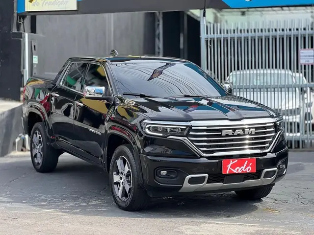 Carro RAM Rampage 2024 Laramie 2.0 Turbo