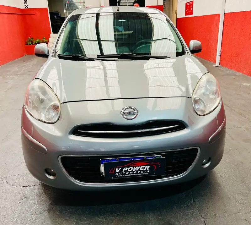 Nissan March 1.0 16V S (Flex)