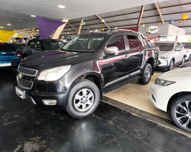 Carro Chevrolet S10 Cabine Dupla 2013 S10 2.8 CTDI LT 4WD (Cabine Dupla)