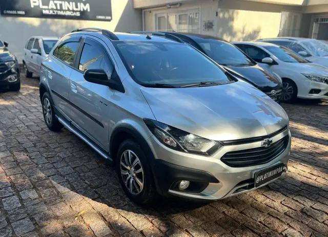 Carro Chevrolet Onix 2017 1.4 Activ SPE/4