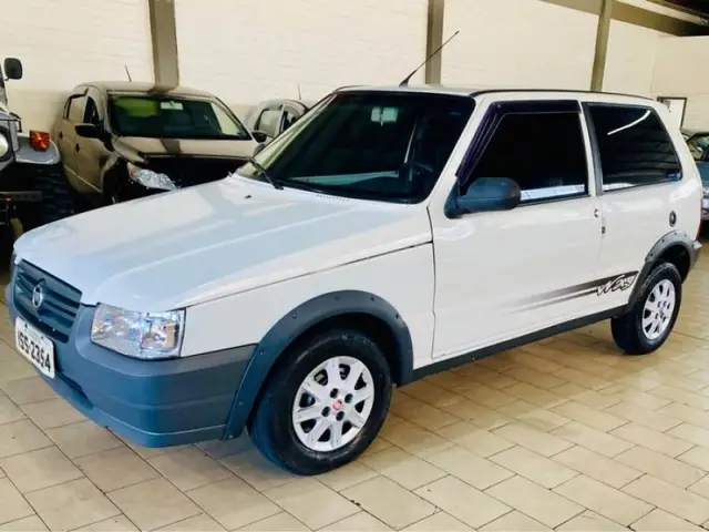 Carro Fiat Uno Mille 2012 Fire Economy Way 1.0 (Flex) 2p
