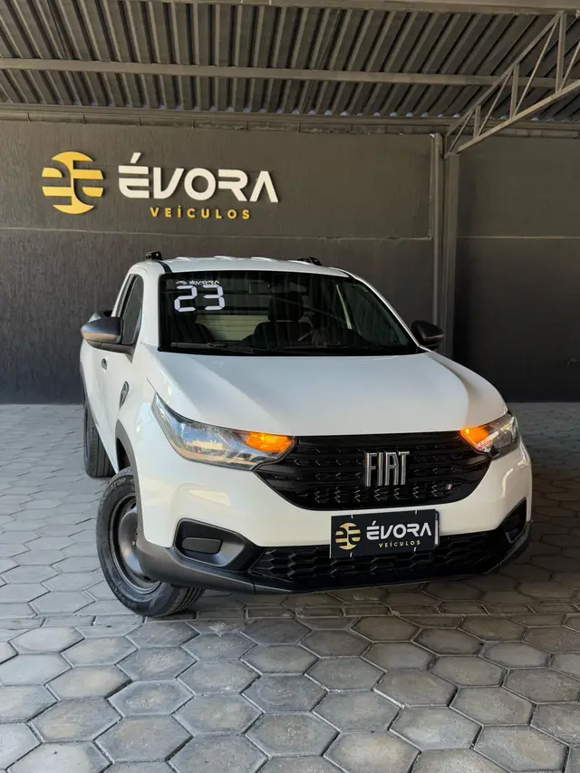 Carro Fiat Strada 2023 Endurance 1.4 Cabine Plus (Flex)