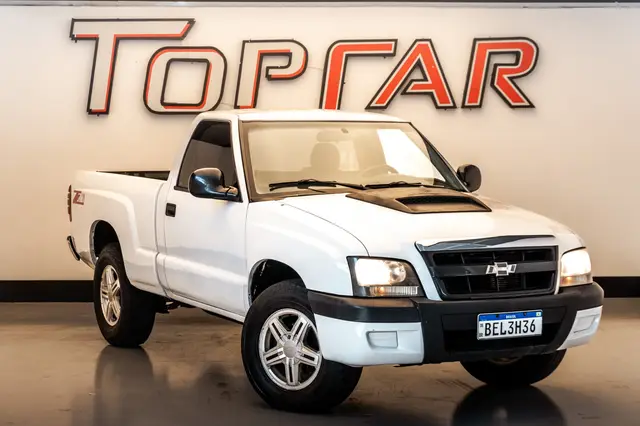 Carro Chevrolet S10 Cabine Simples 2011 S10 Advantage 4x2 2.4 (Flex) (Cab Simples)
