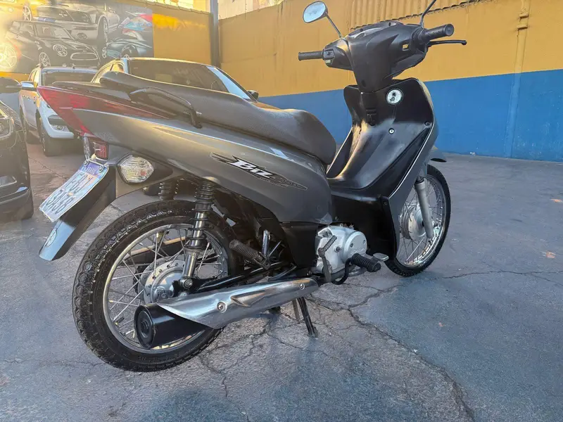 Honda Biz 125i ES