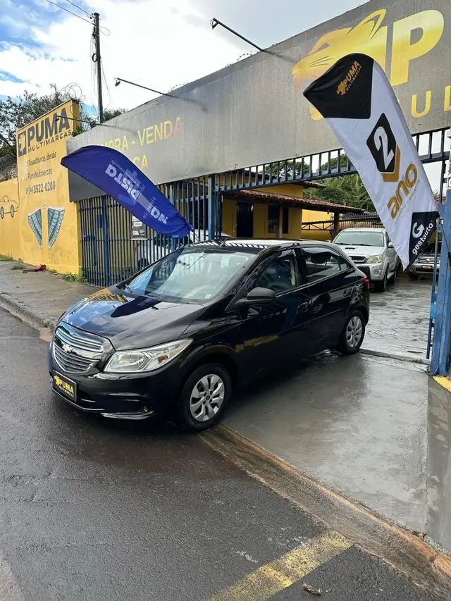 Carro Chevrolet Onix 2015 1.0 LT SPE/4