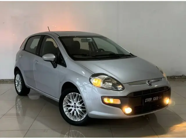 Carro Fiat Punto 2013 Essence 1.6 16V (Flex)