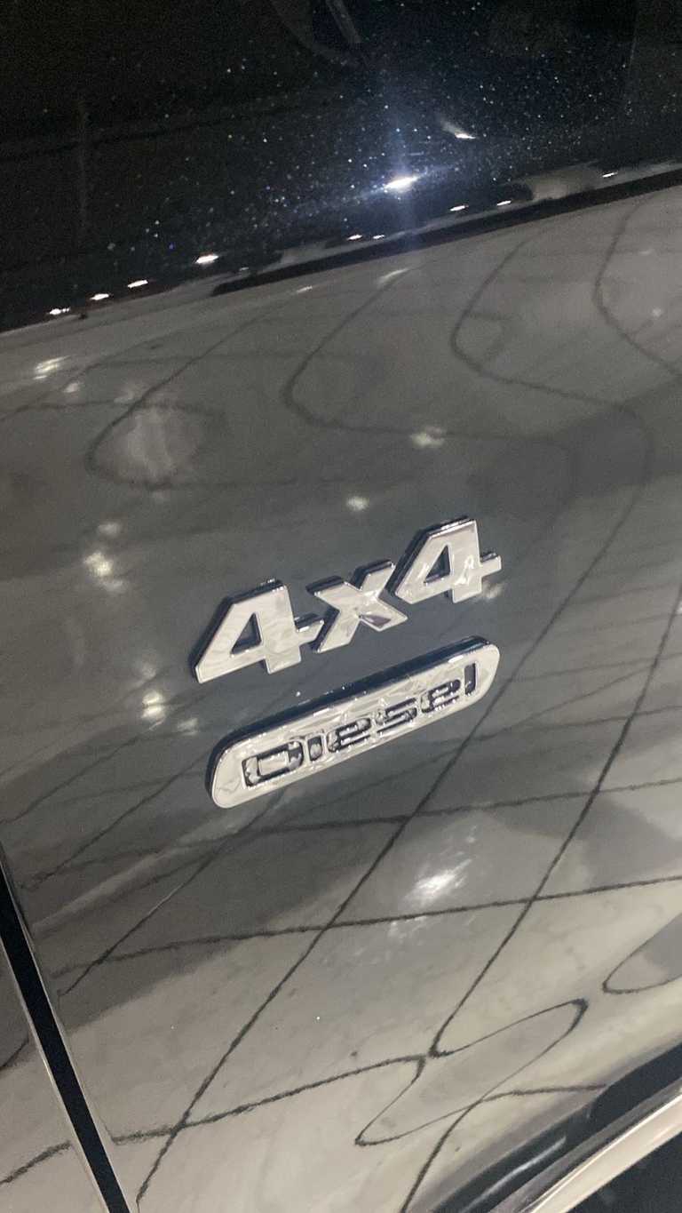 alt=
