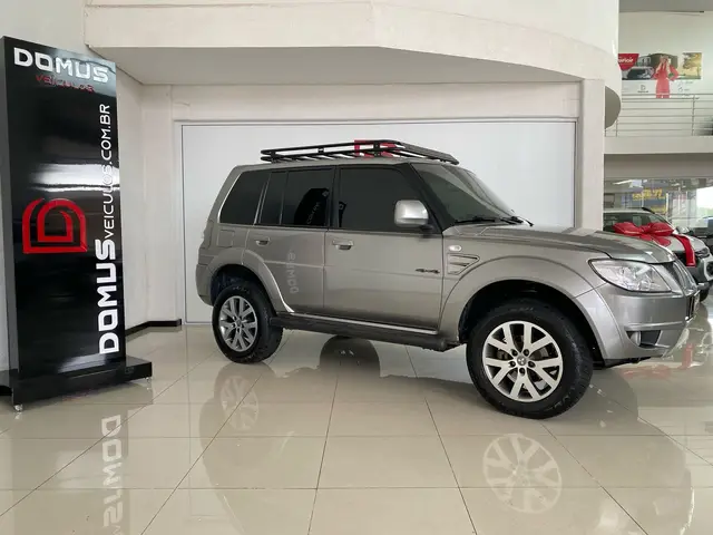 Carro Mitsubishi Pajero TR4 2015 2.0 16V 4X4 (Flex) (Aut)