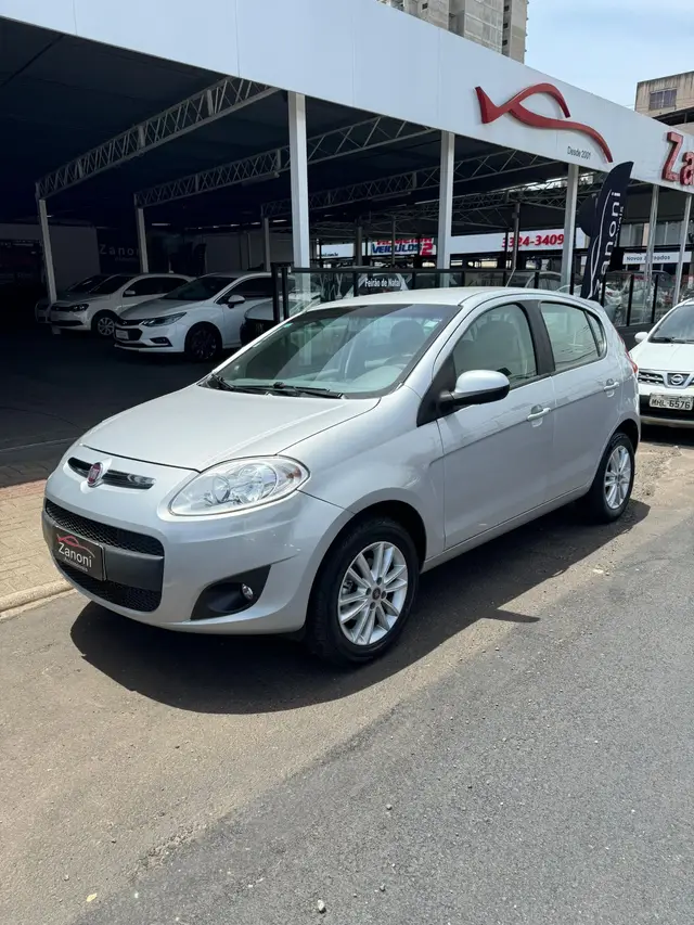 Carro Fiat Palio 2015 Essence 1.6 16V (Flex)