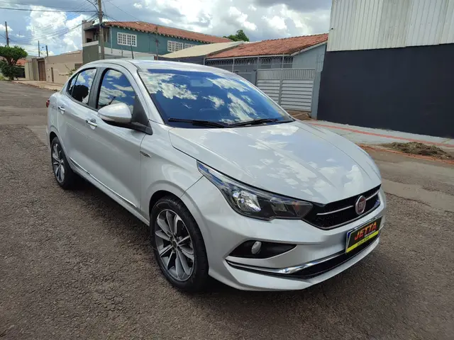 Carro Fiat Cronos 2020 1.8 Precision E.Torq AT6 (Flex)
