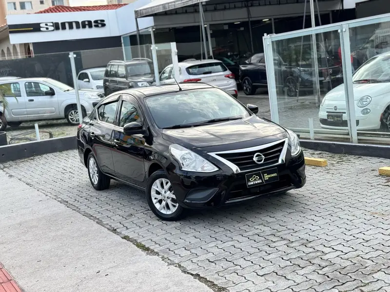 Nissan Versa 1.6 16V SV FlexStart CVT (Flex)