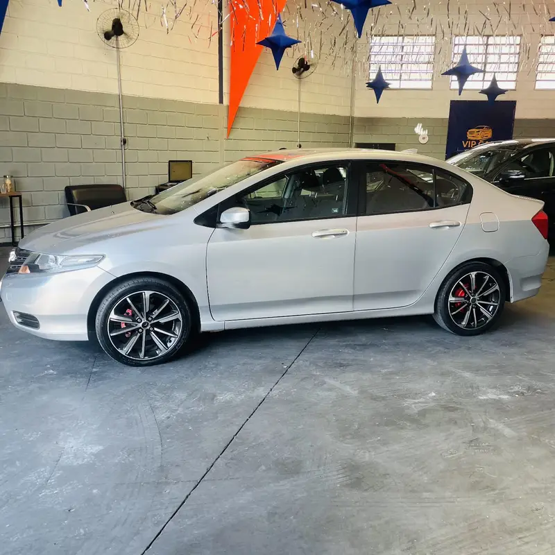 Honda City LX 1.5 16V (flex)