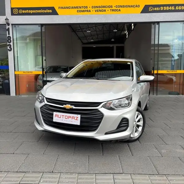 Carro Chevrolet Onix Plus 2021 1.0 LT (Flex)