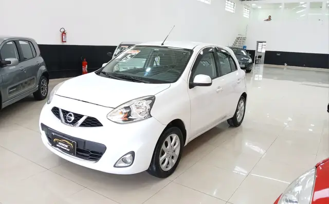 Carro Nissan March 2015 1.0 16V S (Flex)