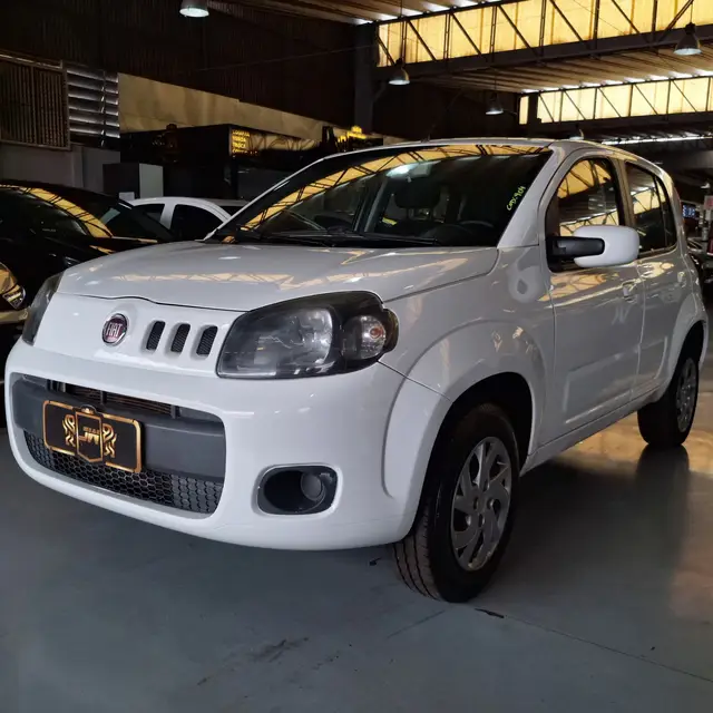 Carro Fiat Uno 2016 Vivace 1.0 8V (Flex) 4p