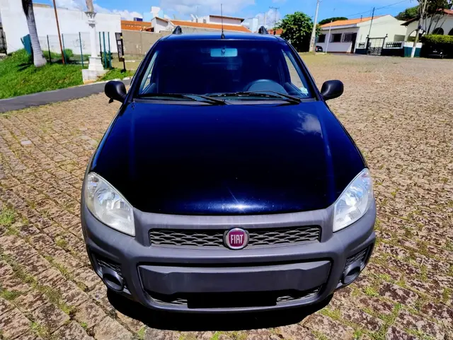 Carro Fiat Strada 2015 Working 1.4 (Flex)