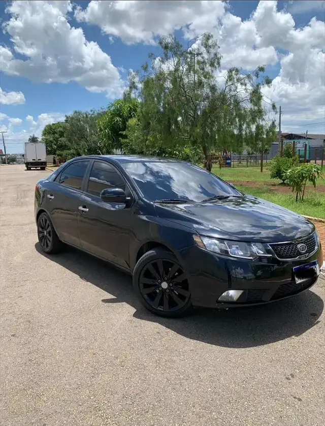 Carro Kia Cerato 2011 EX 1.6 16V ABS